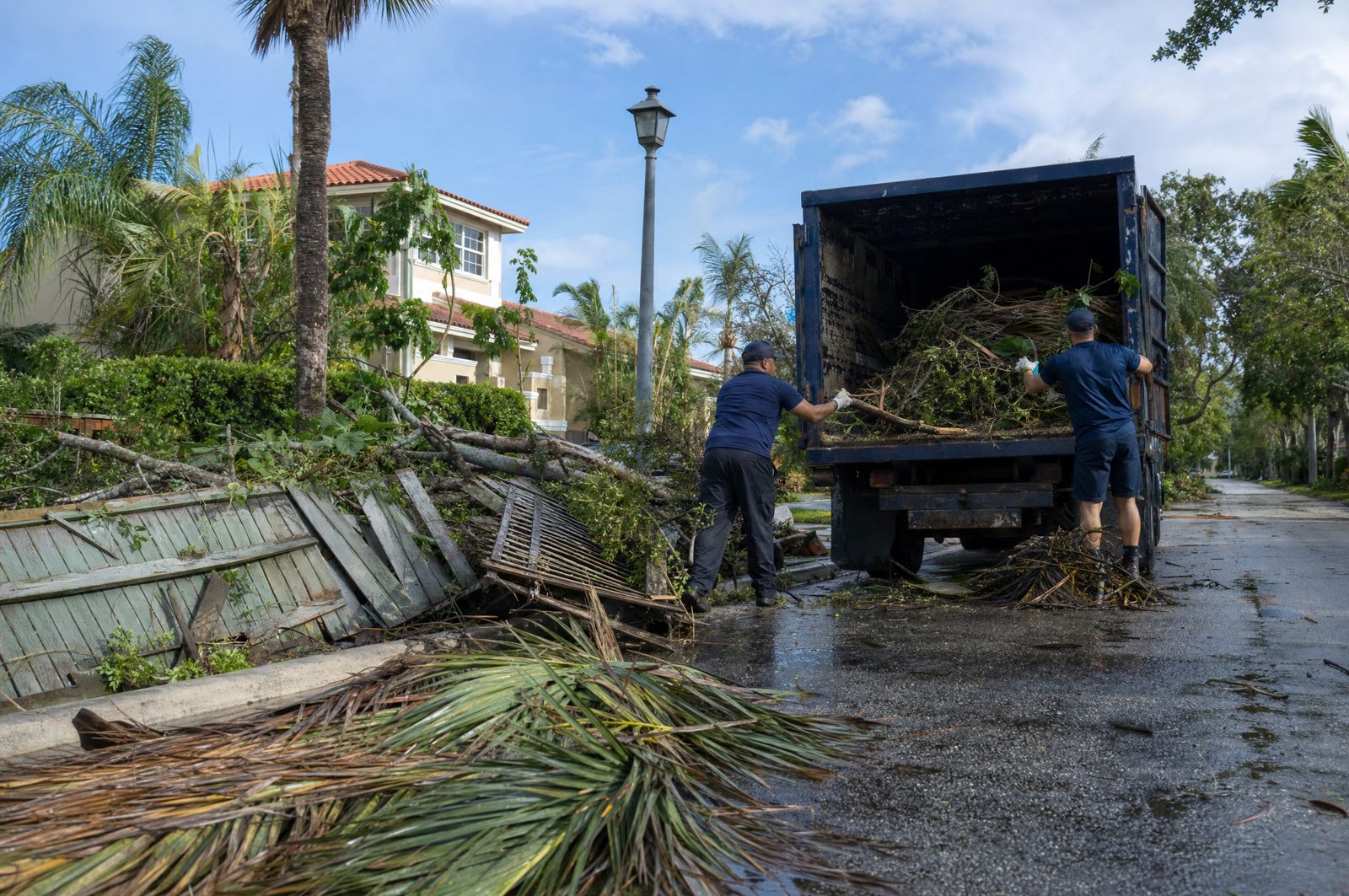 Junk removal job in Eustis, FL